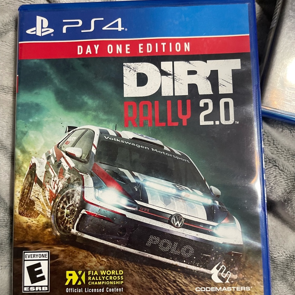 PS4  DAY ONE EDITION DIRT RALLY 2.0